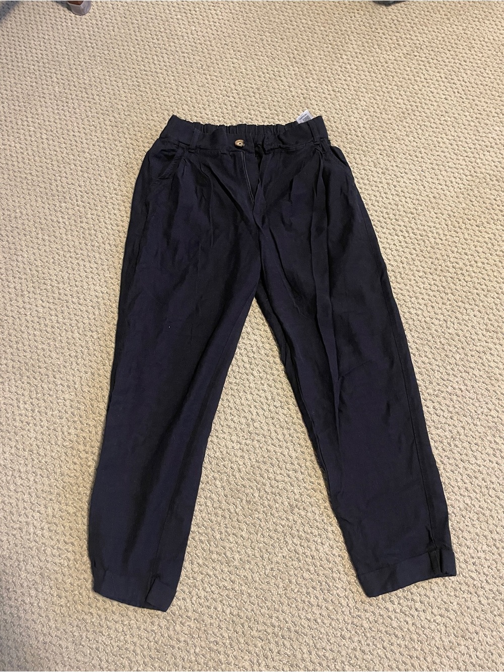Women’s size 4 Black Casual Tapered cotton Pants